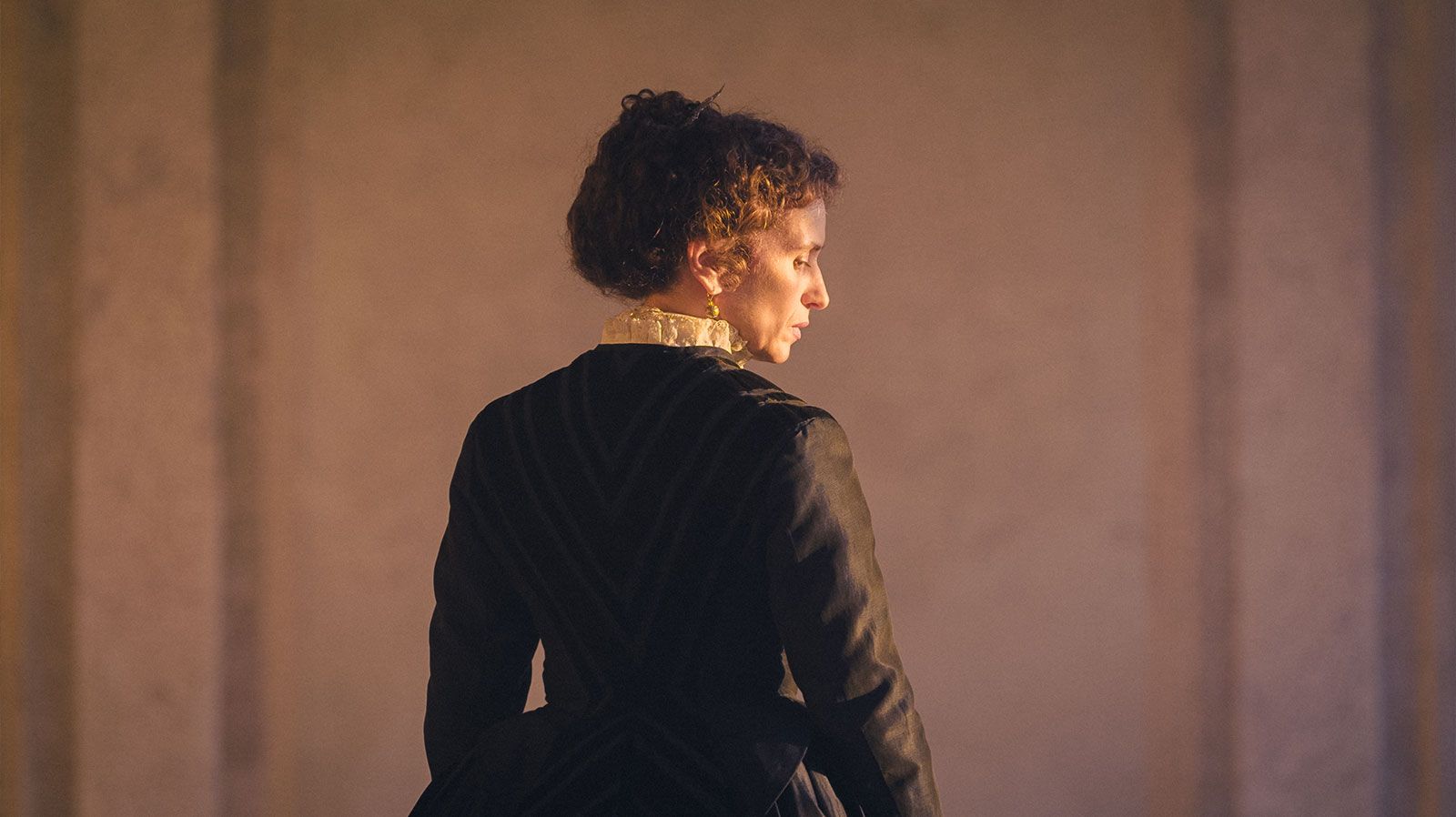 ELVIRA NOTARI. BEYOND SILENCE